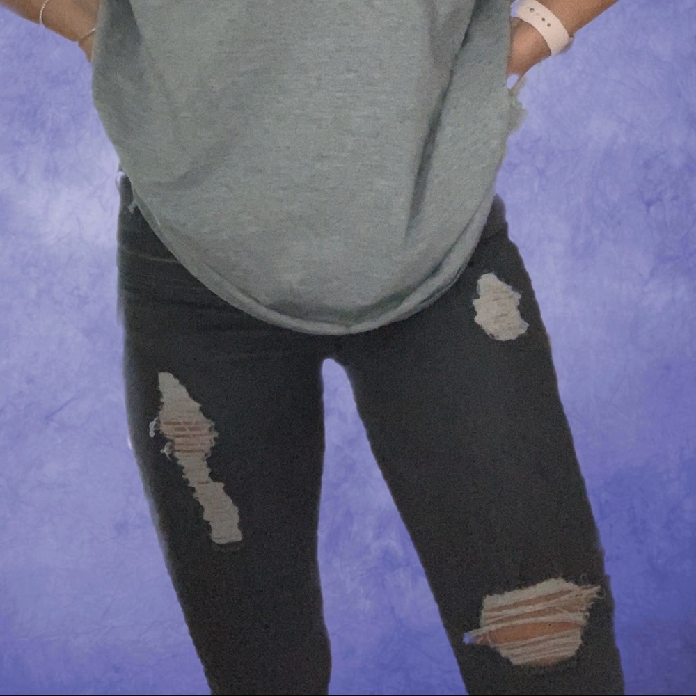 Ripped high waisted skinny jeans